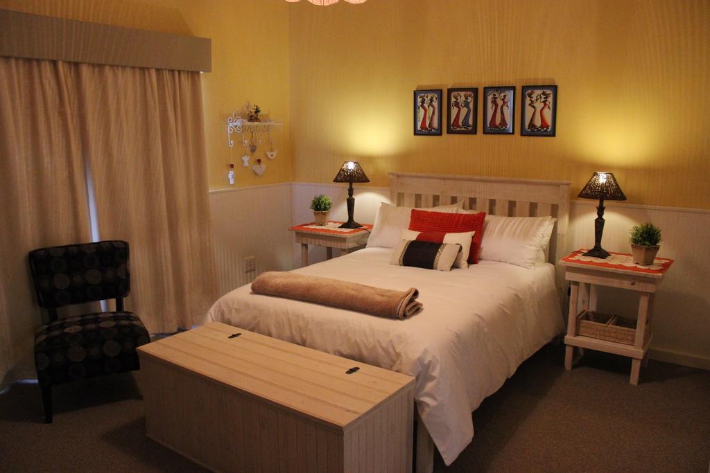 Smuts Ave. Guest Rooms Hermanus Exterior photo